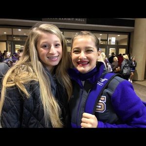 Meet your Posher, Cortney